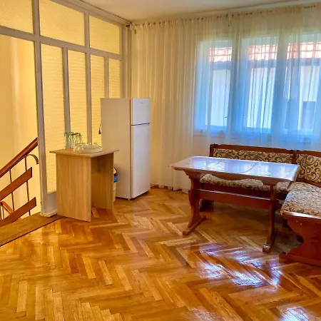 בית הארחה Casa Roxamy 2*